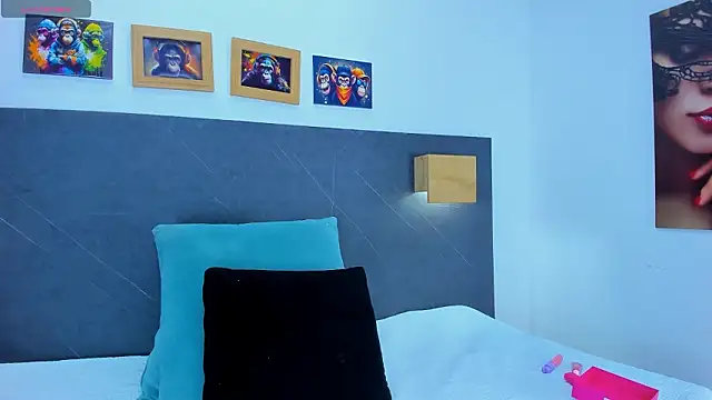 Andhrea Vale online show from 31, 3, 2026