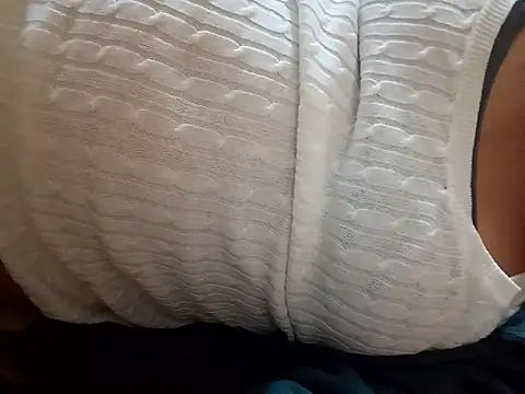 Snapshot of Domiqueen chatting on 25, 11, 2025 Domiqueen online show from 25, 11, 2025