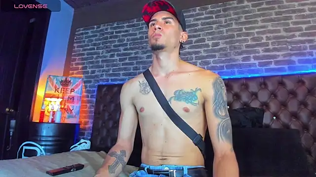 Sharon Tyga20 online show from 20, 12, 2025