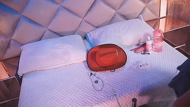 crystal gilton online show from 29, 3, 2026