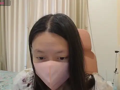 Lil-Cherries online show from 21, 12, 2025