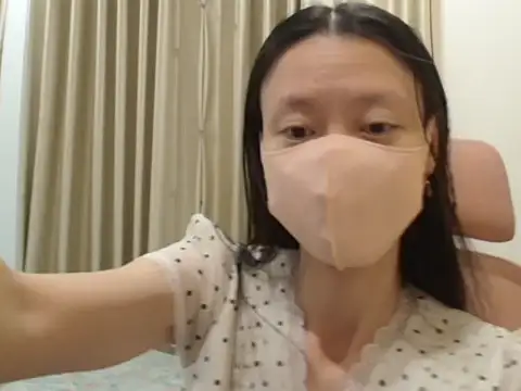 Snapshot of Lil-Cherries chatting on 15, 2, 2026 Lil-Cherries online show from 15, 2, 2026