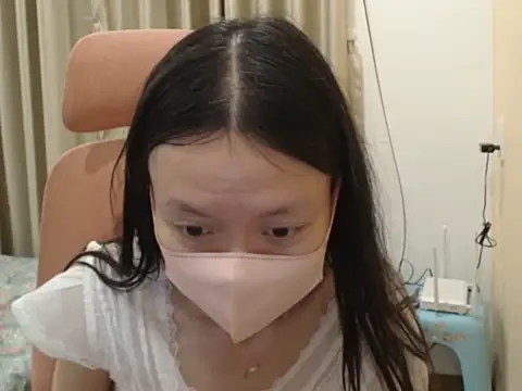 Snapshot of Lil-Cherries chatting on 1, 3, 2026 Lil-Cherries online show from 1, 3, 2026