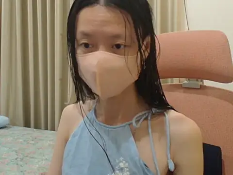 Lil-Cherries online show from 6, 3, 2026