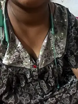 Snapshot of Rathi_telugu_couple chatting on 13, 3, 2026 Rathi telugu couple online show from 13, 3, 2026