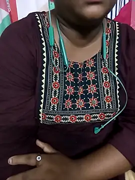 Snapshot of Rathi_telugu_couple chatting on 6, 4, 2026 Rathi telugu couple online show from 6, 4, 2026