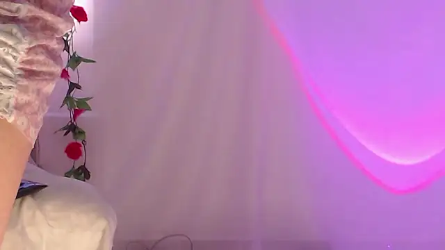 Belladonna lips online show from 3, 2, 2026