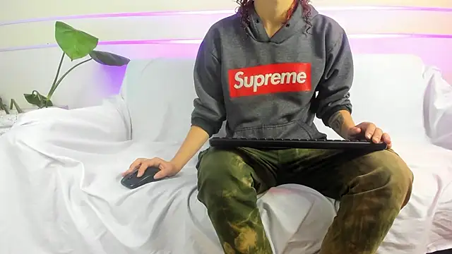 AliceMadnes online show from 24, 3, 2026