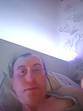 Snapshot of TirelessLot3 chatting on 28, 5, 2026 TirelessLot3 online show from 28, 5, 2026