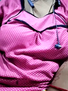 Snapshot of Mastani_bhabhi chatting on 17, 6, 2026 Mastani bhabhi online show from 17, 6, 2026