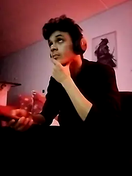 Snapshot of Karmicpleasures_ chatting on 17, 11, 2025 Karmicpleasures online show from 17, 11, 2025