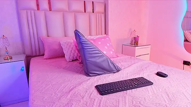 alanarose18 online show from 20, 11, 2025