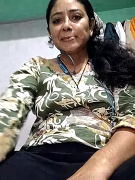 Snapshot of Piya_Bakshi chatting on 8, 6, 2026 Piya Bakshi online show from 8, 6, 2026