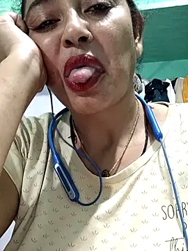Snapshot of Piya_Bakshi chatting on 9, 6, 2026 Piya Bakshi online show from 9, 6, 2026