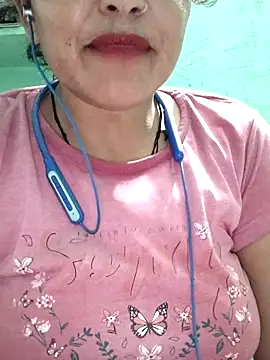 Snapshot of Piya_Bakshi chatting on 13, 6, 2026 Piya Bakshi online show from 13, 6, 2026