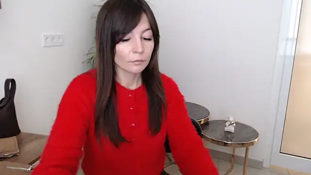 Snapshot of Veronichkaaa chatting on 12, 11, 2025 Veronichkaaa online show from 12, 11, 2025