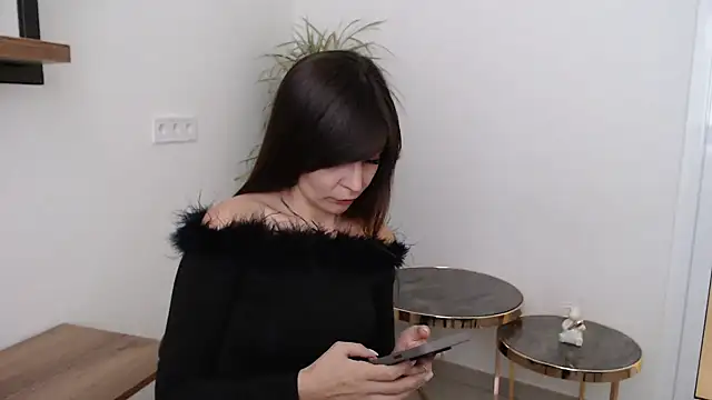 Snapshot of Veronichkaaa chatting on 14, 11, 2025 Veronichkaaa online show from 14, 11, 2025