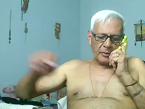 dirtysluttyfist online show from 15, 12, 2025