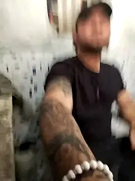 JHONNYACA28 online show from 8, 11, 2025