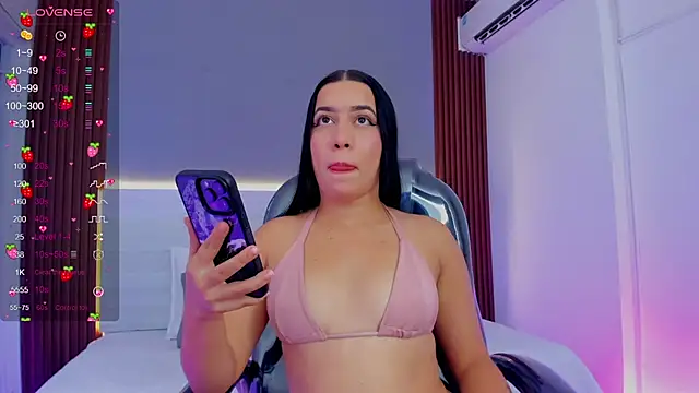 Amy Leah online show from 3, 12, 2025