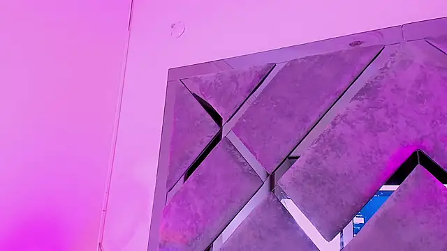 luciagray1 online show from 20, 2, 2026