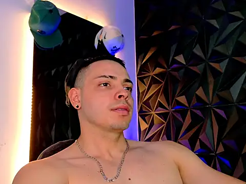 Maxwell Dupont online show from 12, 11, 2025