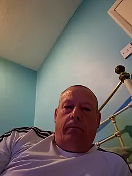 Snapshot of Tyson120 chatting on 4, 4, 2026 Tyson120 online show from 4, 4, 2026