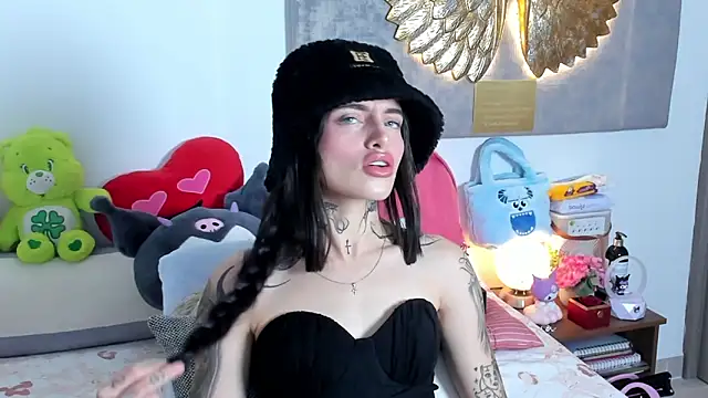 Angeline smith1 online show from 13, 11, 2025