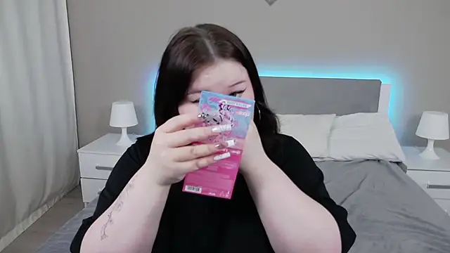 EvaNova  online show from 17, 11, 2025