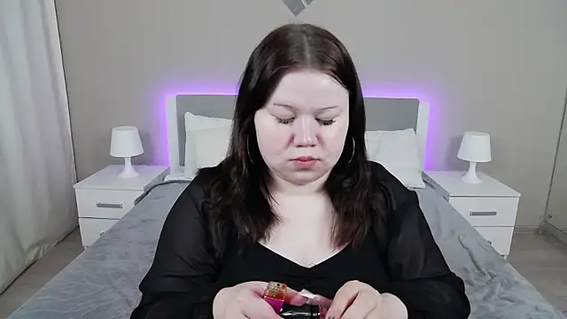 EvaNova  online show from 18, 11, 2025