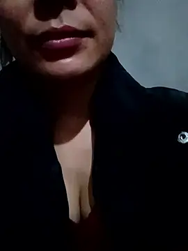 Lyla john online show from 14, 1, 2026