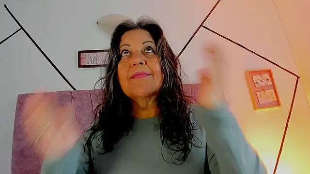 Victoriaa Anderson online show from 8, 1, 2026