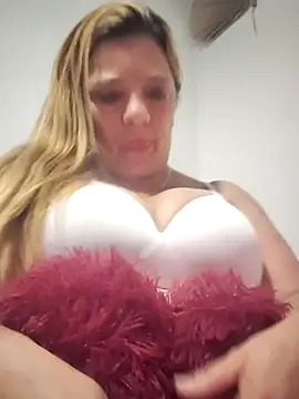 Snapshot of karlaanqui1 chatting on 6, 6, 2026 karlaanqui1 online show from 6, 6, 2026