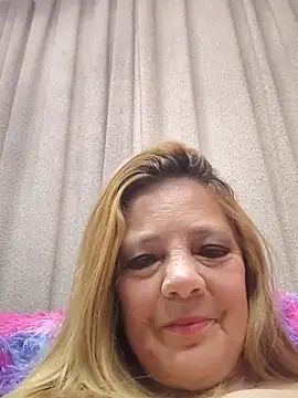 Snapshot of karlaanqui1 chatting on 8, 6, 2026 karlaanqui1 online show from 8, 6, 2026
