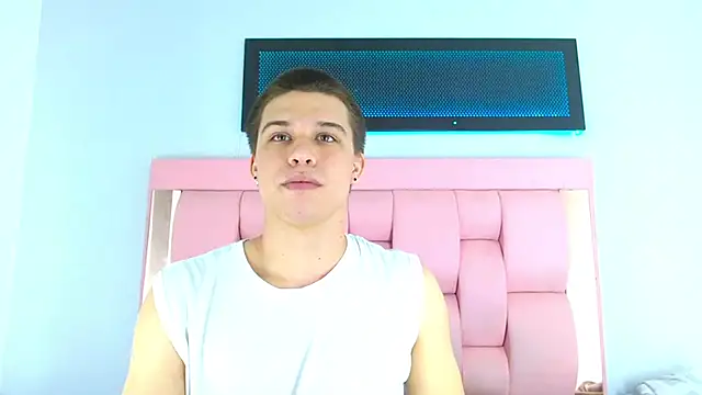 Liam York  online show from 5, 12, 2025