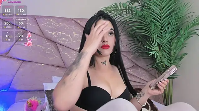  Naomi Fox  online show from 16, 12, 2025