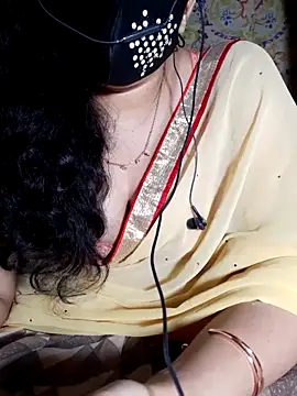HotGirl23231 online show from 27, 5, 2026
