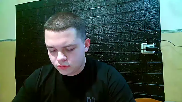 CuteButNaughty  online show from 29, 11, 2025