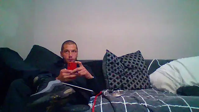 Snapshot of Kinkycouple142 chatting on 7, 6, 2026 Kinkycouple142 online show from 7, 6, 2026