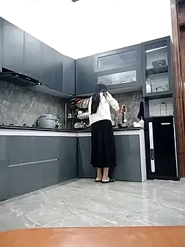   Anna    online show from 13, 1, 2026