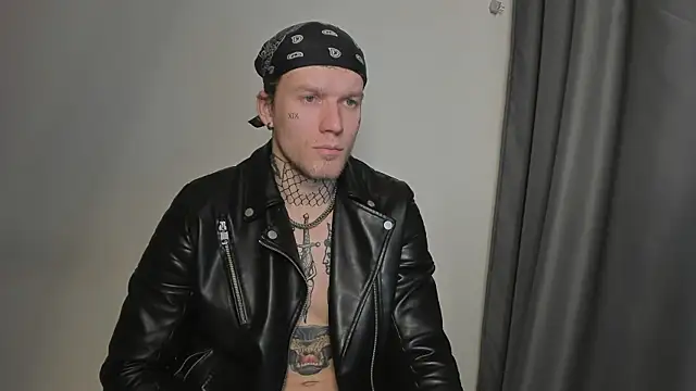 Huntall77 online show from 17, 11, 2025