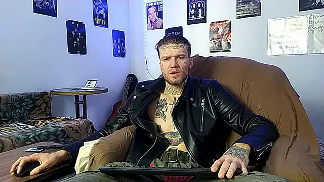 Huntall77 online show from 14, 1, 2026