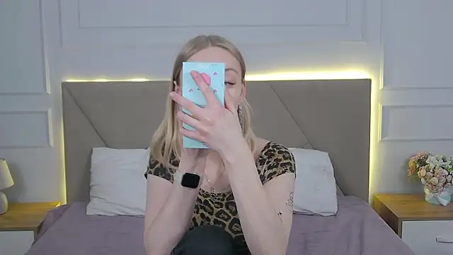 RachaelCute online show from 15, 3, 2026