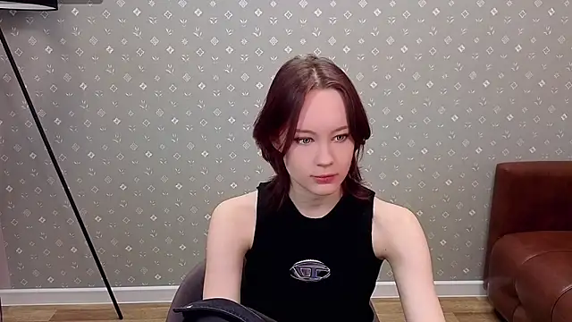 Annie Way online show from 25, 11, 2025