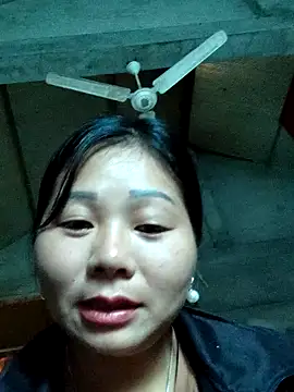 Snapshot of vangkt-cute chatting on 11, 11, 2025 vangkt-cute online show from 11, 11, 2025