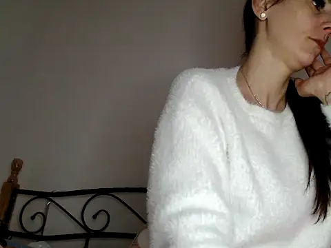 MissyDior8 online show from 18, 11, 2025