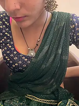 Snapshot of Rani__telugu chatting on 22, 4, 2026 Rani telugu online show from 22, 4, 2026