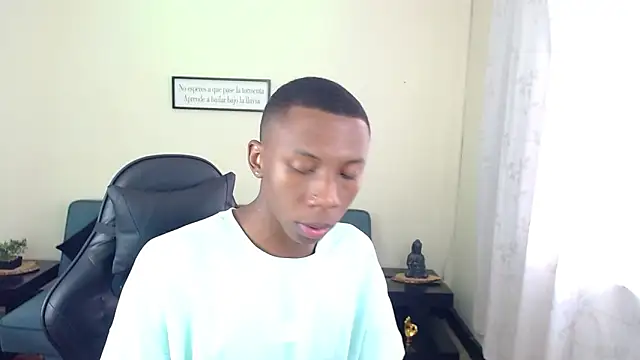 Miilo18 online show from 13, 12, 2025