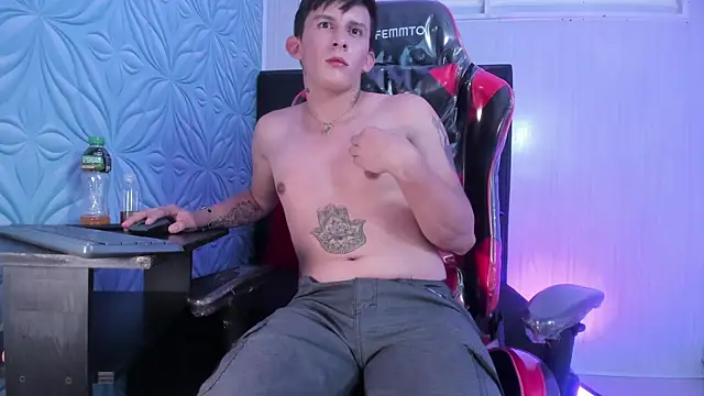 AnalBlaze  online show from 19, 11, 2025