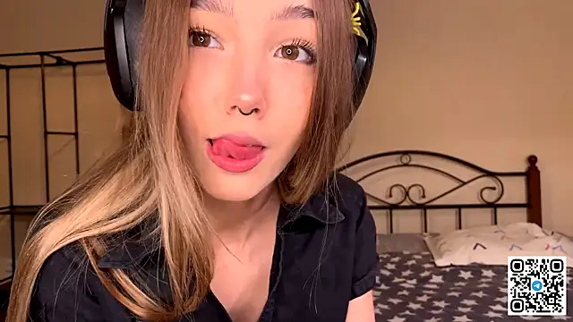 HoaPatton online show from 23, 11, 2025